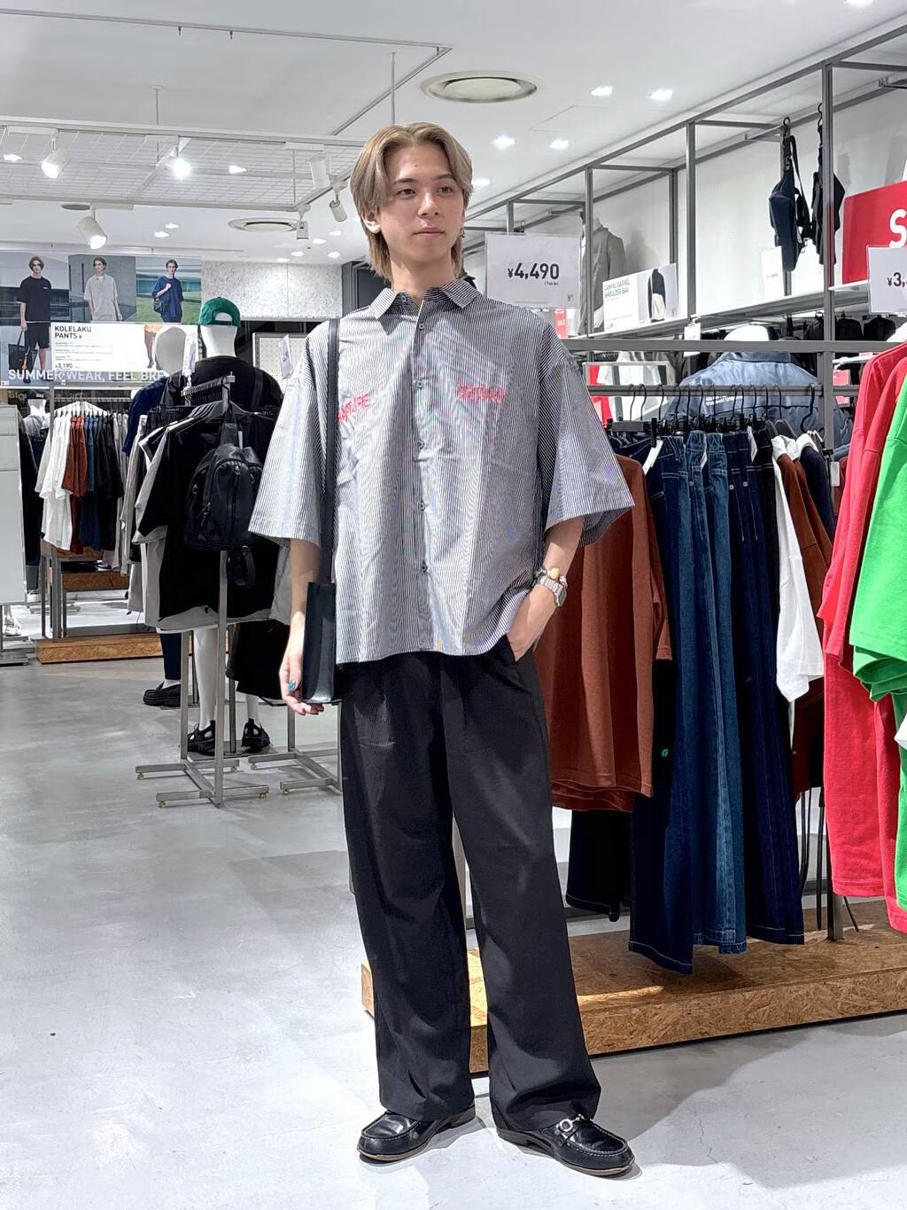 LAKOLEのワーク刺繍シャツを使ったコーディネートを紹介します。｜Rakuten Fashion(楽天ファッション／旧楽天ブランドアベニュー)5942810