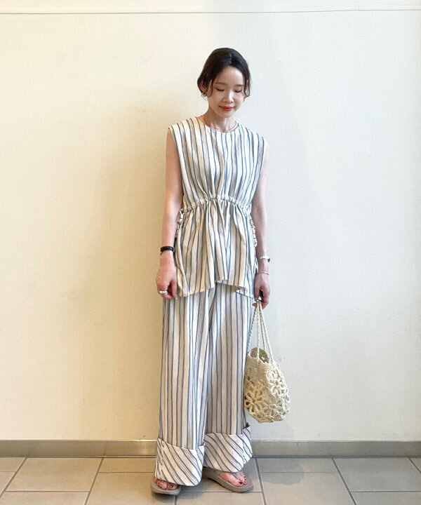 BEAMS HEARTのストライプ ジャカード プルオーバーを使ったコーディネートを紹介します。｜Rakuten Fashion(楽天ファッション／旧楽天ブランドアベニュー)5946025