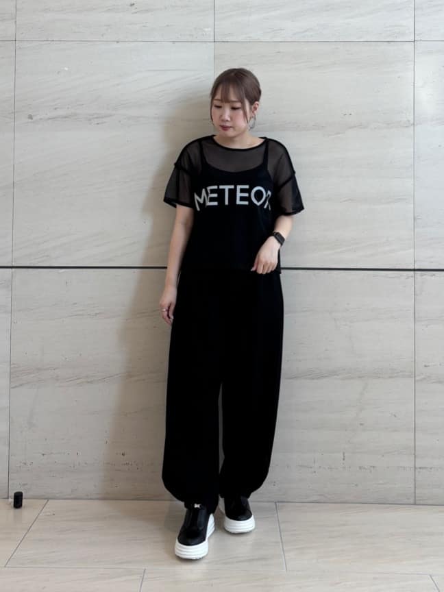 Vinのメッシュロゴ切り替えプルオーバーを使ったコーディネートを紹介します。｜Rakuten Fashion(楽天ファッション／旧楽天ブランドアベニュー)5948470