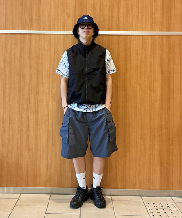 BEAMS HEARTのBEAMS / メッシュ プリント ルーズTシャツを使ったコーディネートを紹介します。｜Rakuten Fashion(楽天ファッション／旧楽天ブランドアベニュー)5950804