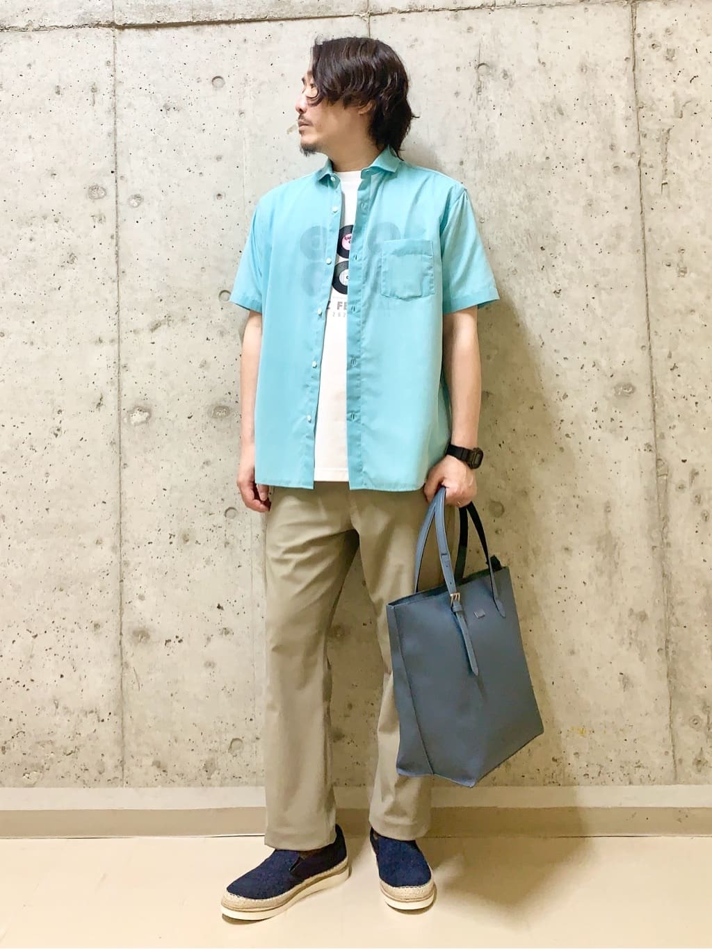 TAKEO KIKUCHIのローン半袖シャツを使ったコーディネートを紹介します。｜Rakuten Fashion(楽天ファッション／旧楽天ブランドアベニュー)5951141