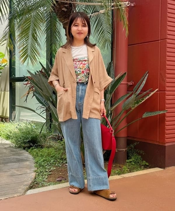 BEAMS HEARTのセンタープレス ワイドデニムパンツ(S~M)を使ったコーディネートを紹介します。｜Rakuten Fashion(楽天ファッション／旧楽天ブランドアベニュー)5952584