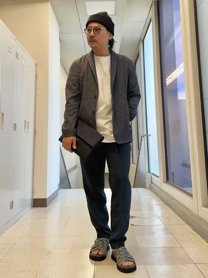 TAKEO KIKUCHIの【抗菌防臭】尾州リネンブレンド ドビーメッシュ カーディガンを使ったコーディネートを紹介します。｜Rakuten Fashion(楽天ファッション／旧楽天ブランドアベニュー)5954633