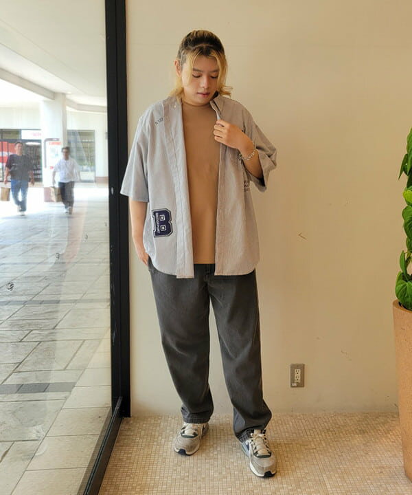 BEAMS HEARTのレタード オックス ビッグ ショートスリーブ シャツを使ったコーディネートを紹介します。｜Rakuten Fashion(楽天ファッション／旧楽天ブランドアベニュー)5956364