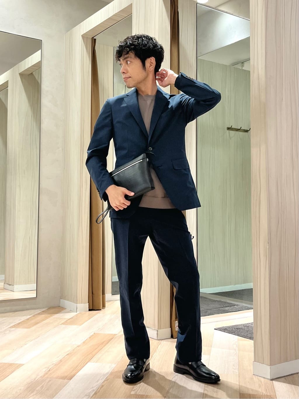 TAKEO KIKUCHIの【抗菌防臭】COOL DOTS(R)ドビープリント ジャケットを使ったコーディネートを紹介します。｜Rakuten Fashion(楽天ファッション／旧楽天ブランドアベニュー)5956734