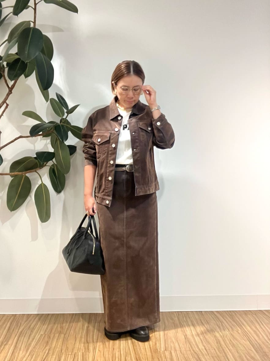 Whim Gazetteの【Hoaw.】ボウリングバッグを使ったコーディネート