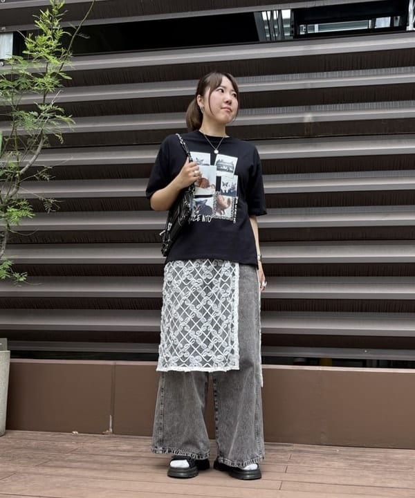 BEAMS WOMENのネコ フォト コラージュ Tシャツを使ったコーディネートを紹介します。｜Rakuten Fashion(楽天ファッション／旧楽天ブランドアベニュー)5968848