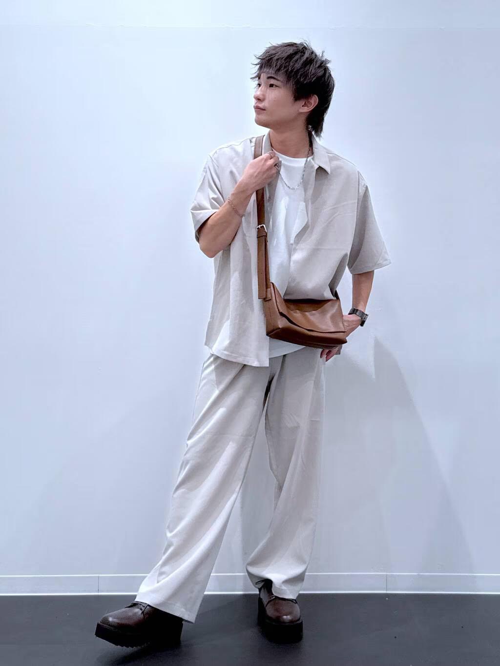 LAKOLEの<セットアップ対応>楊柳ジャガードシャツを使ったコーディネートを紹介します。｜Rakuten Fashion(楽天ファッション／旧楽天ブランドアベニュー)5975277