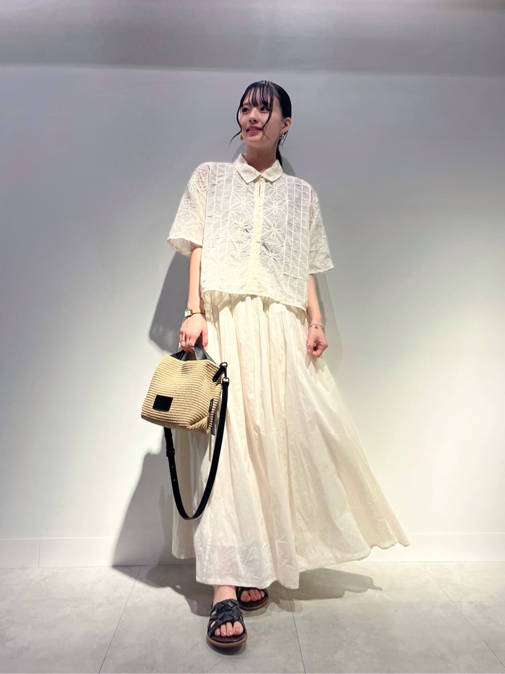 Vinの2WAYニットタンクトップを使ったコーディネートを紹介します。｜Rakuten Fashion(楽天ファッション／旧楽天ブランドアベニュー)5977014