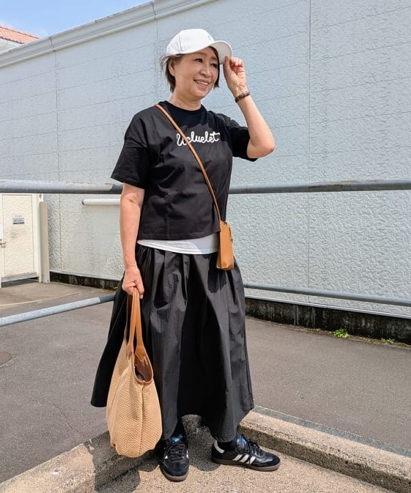 BEAMS HEARTのコード刺繍 ロゴ Tシャツを使ったコーディネートを紹介します。｜Rakuten Fashion(楽天ファッション／旧楽天ブランドアベニュー)5978221