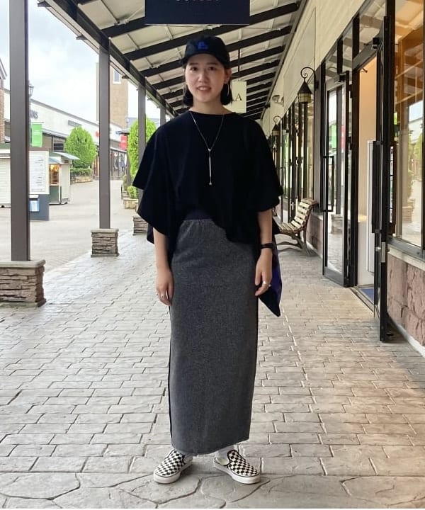 BEAMS HEARTのフリル フリル フリル プルオーバーを使ったコーディネートを紹介します。｜Rakuten Fashion(楽天ファッション／旧楽天ブランドアベニュー)5980675