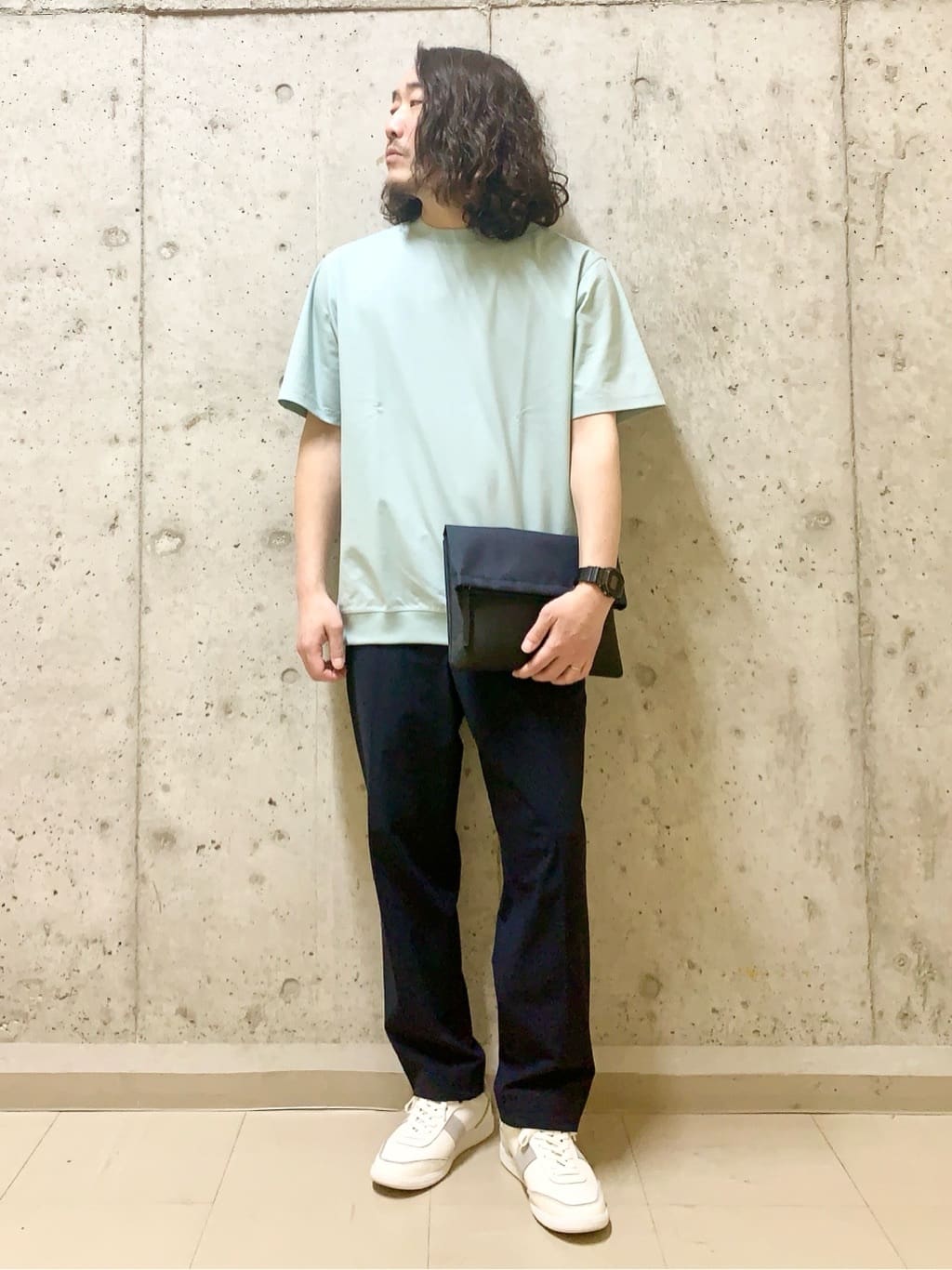 TAKEO KIKUCHIの【抗菌防臭/5サイズ展開】ハイゲージポンチ Tシャツを使ったコーディネートを紹介します。｜Rakuten Fashion(楽天ファッション／旧楽天ブランドアベニュー)5990816