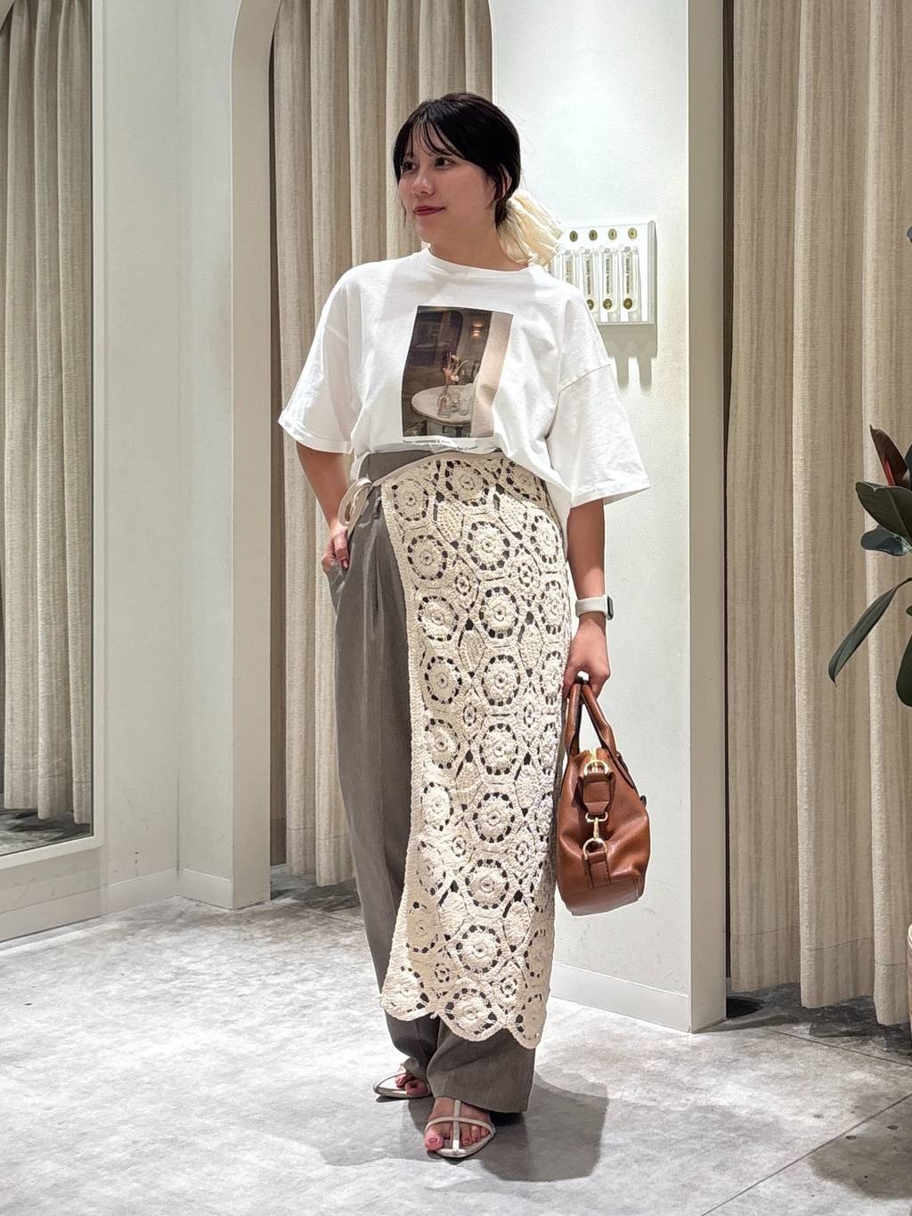 mysty womanのクロシェラップオーバースカートを使ったコーディネートを紹介します。｜Rakuten Fashion(楽天ファッション／旧楽天ブランドアベニュー)5992385