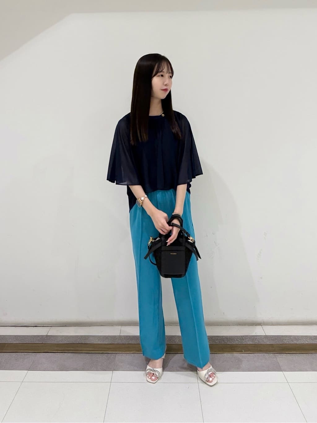 Viaggio Bluの【新色追加】接触冷感2WAYストレッチワイドパンツ≪洗濯機で洗える≫を使ったコーディネートを紹介します。｜Rakuten Fashion(楽天ファッション／旧楽天ブランドアベニュー)5995904
