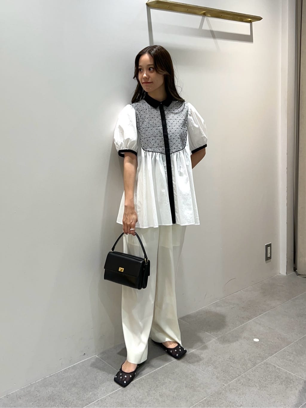 【OFF WHITE】ナイロン エンブロイダリー ショートスリーブシャツ ウォッシャブル ナイロン エンブロイダリー ショートスリーブシャツ ウォッシャブル