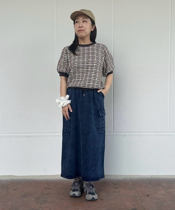 BEAMS HEARTの【秋まで使える】【手洗い可】カラフル チェック ニット 25AW クルーネック 半袖 秋色を使ったコーディネートを紹介します。｜Rakuten Fashion(楽天ファッション／旧楽天ブランドアベニュー)6001449