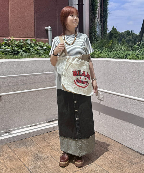 BEAMS HEARTのターンバックデニム ボタン スカート(S~M)を使ったコーディネートを紹介します。｜Rakuten Fashion(楽天ファッション／旧楽天ブランドアベニュー)6004031