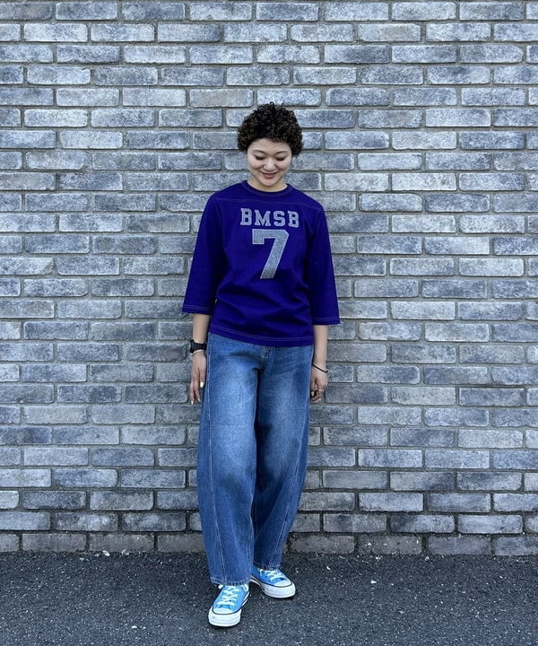 BEAMS WOMENのデニム コクーン パンツを使ったコーディネートを紹介します。｜Rakuten Fashion(楽天ファッション／旧楽天ブランドアベニュー)6004045