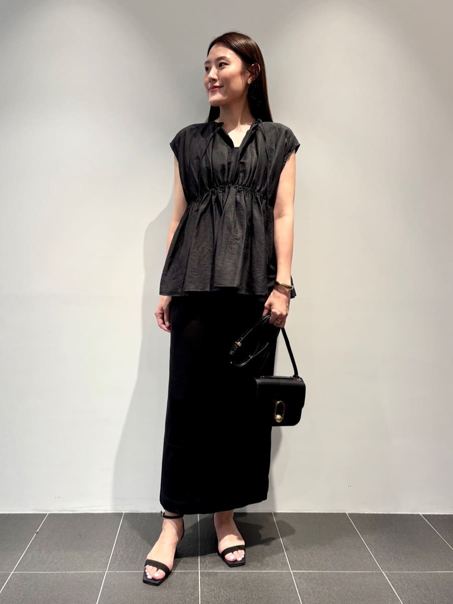 1er Arrondissementのギャザーネックブラウスを使ったコーディネートを紹介します。｜Rakuten Fashion(楽天ファッション／旧楽天ブランドアベニュー)6004887