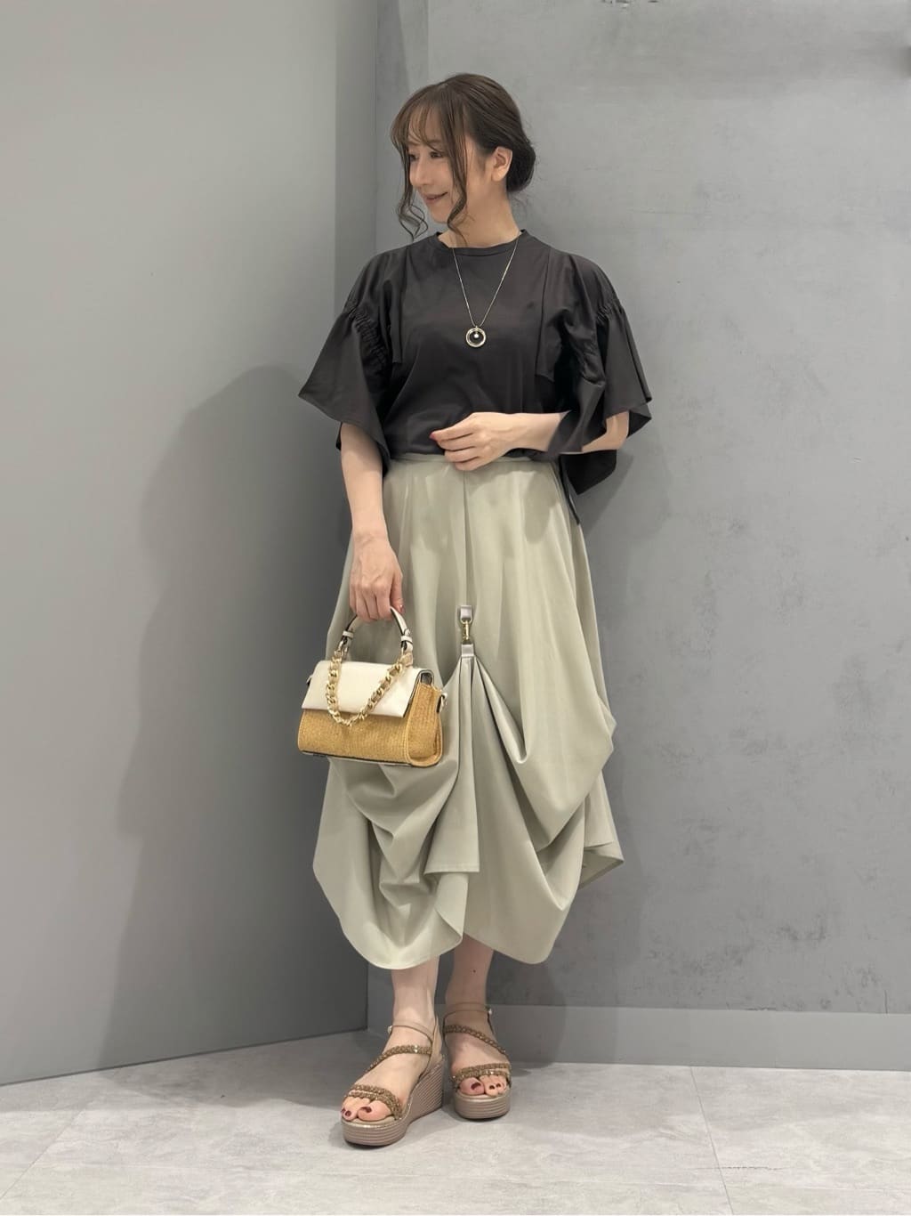 Vinのキャンディースリーブカットソーを使ったコーディネートを紹介します。｜Rakuten Fashion(楽天ファッション／旧楽天ブランドアベニュー)6005691