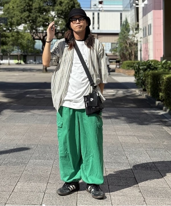 BEAMS HEARTのB-HEARTロゴ メッセージ マルチポーチ 25AW レディース ストラップ 取り外し可能を使ったコーディネートを紹介します。｜Rakuten Fashion(楽天ファッション／旧楽天ブランドアベニュー)6009270