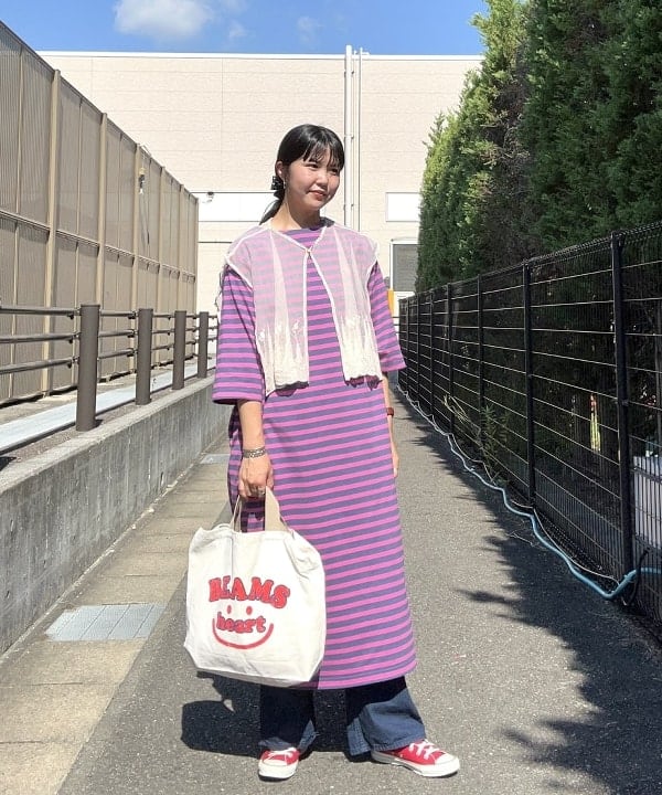 BEAMS WOMENのスマイル カスレロゴ バッグ(A4サイズ収納可能) 25AW レディースを使ったコーディネートを紹介します。｜Rakuten Fashion(楽天ファッション／旧楽天ブランドアベニュー)6012631