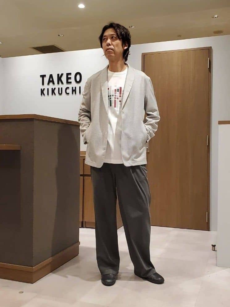 TAKEO KIKUCHIの【抗菌防臭】尾州リネンブレンド ドビーメッシュ カーディガンを使ったコーディネートを紹介します。｜Rakuten Fashion(楽天ファッション／旧楽天ブランドアベニュー)6014461