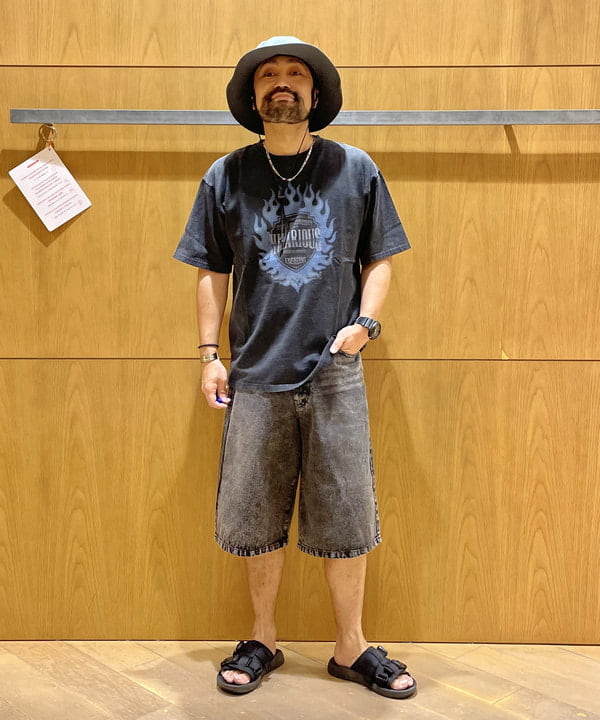 BEAMS HEARTのフェード プリント Tシャツを使ったコーディネートを紹介します。｜Rakuten Fashion(楽天ファッション／旧楽天ブランドアベニュー)6014846