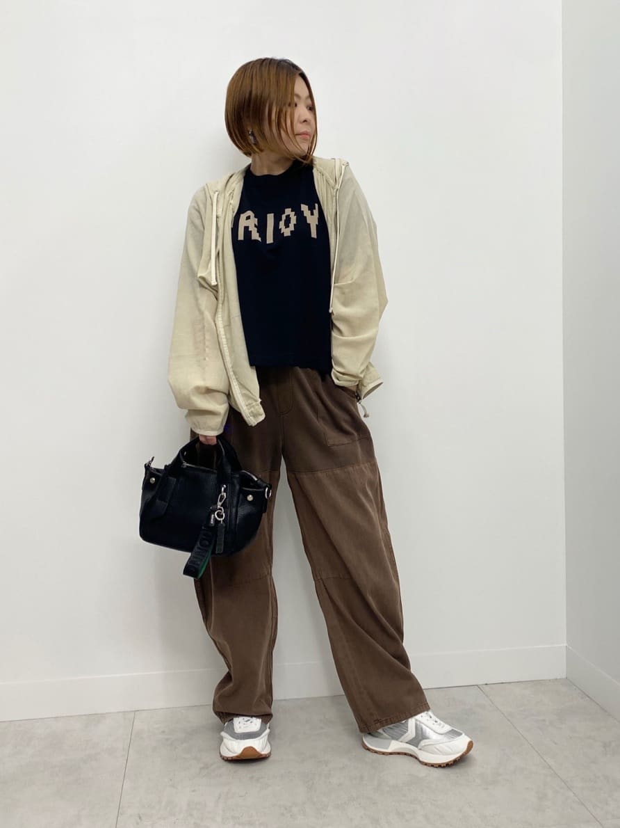 LASUDの異素材切替えピグメントワイドカーブパンツを使ったコーディネートを紹介します。｜Rakuten Fashion(楽天ファッション／旧楽天ブランドアベニュー)6018666