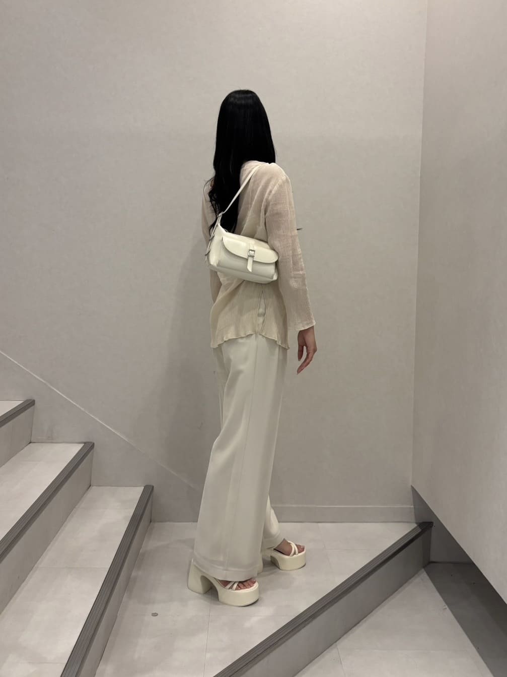CHARLES & KEITH | Nerissa ネリッサ チューブラープラットフォーム