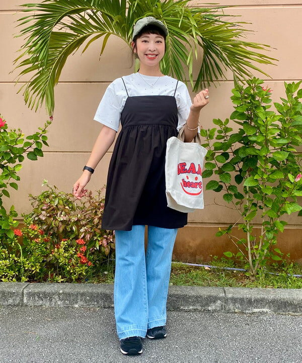 BEAMS HEARTのカラフル ホット フィックス Tシャツを使ったコーディネートを紹介します。｜Rakuten Fashion(楽天ファッション／旧楽天ブランドアベニュー)6031047