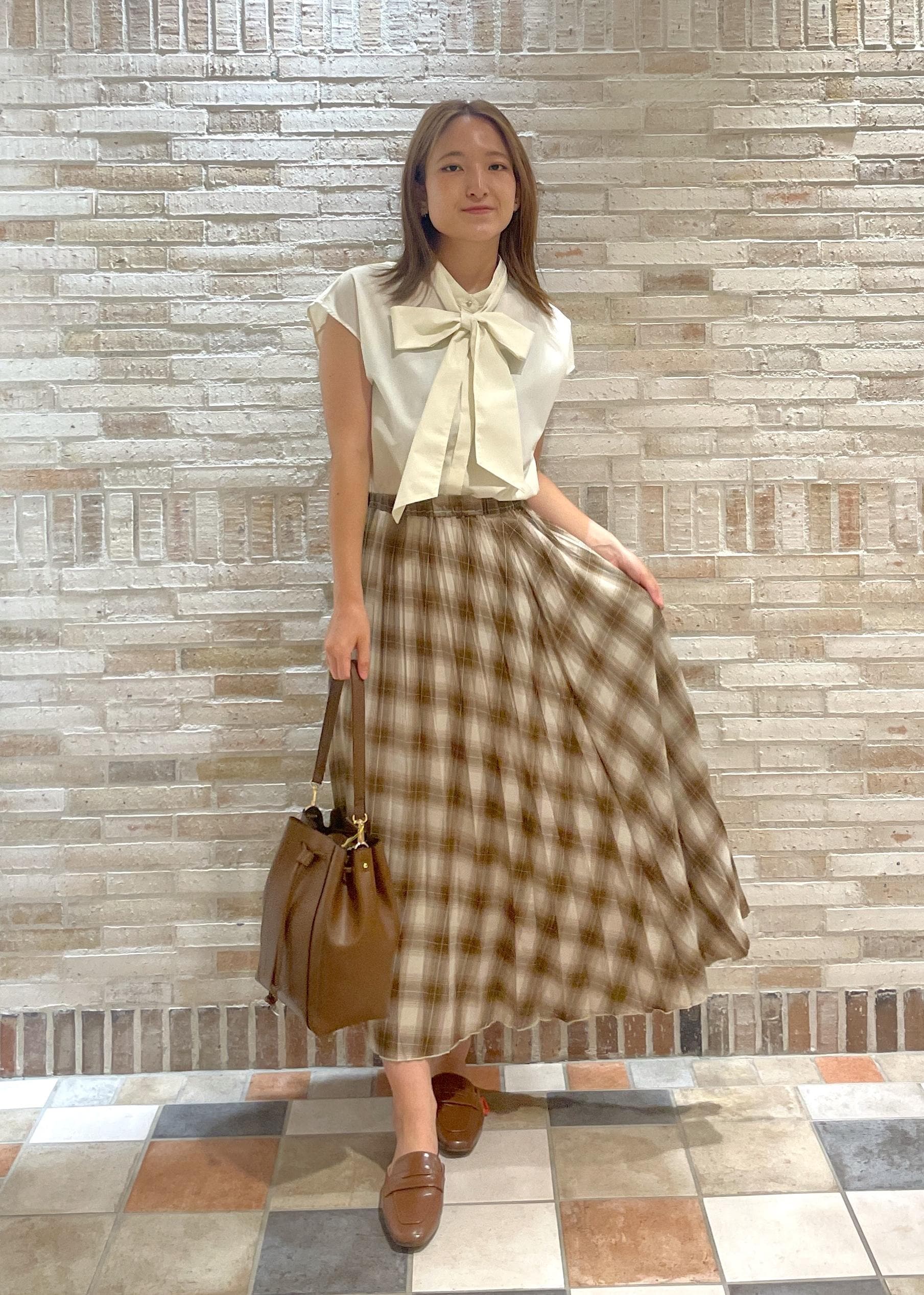 ROPE' PICNICの【防シワ】リボンフレンチスリーブシャツを使ったコーディネートを紹介します。｜Rakuten Fashion(楽天ファッション／旧楽天ブランドアベニュー)6052943