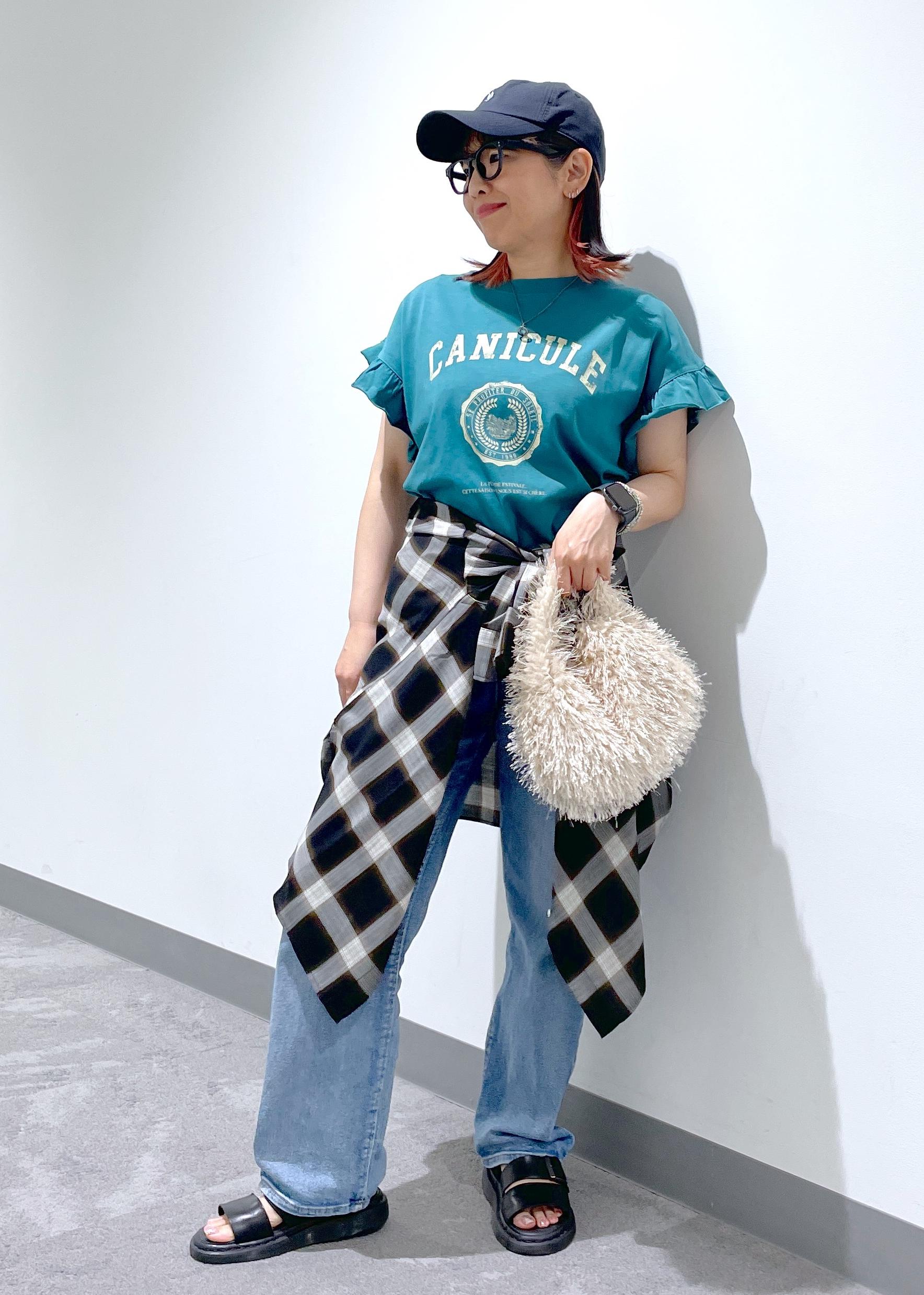 ROPE' PICNICの袖フリルカレッジロゴTシャツを使ったコーディネートを紹介します。｜Rakuten Fashion(楽天ファッション／旧楽天ブランドアベニュー)6052953