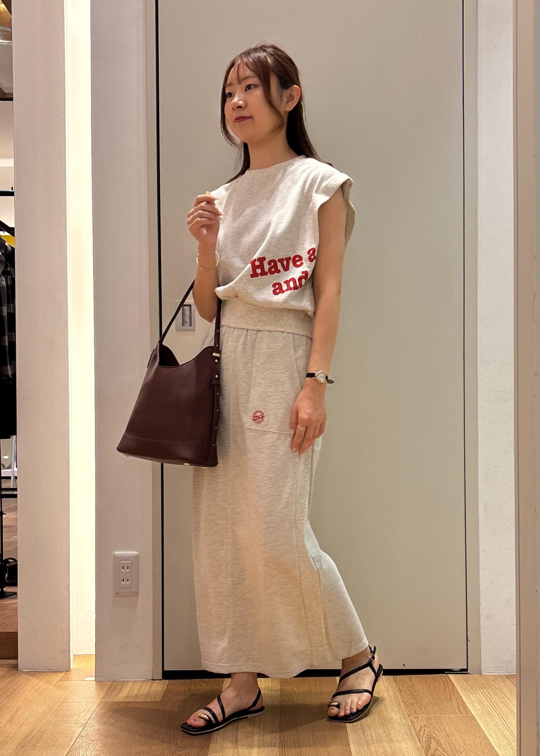 ROPE' PICNICのメタルサムリングサンダルを使ったコーディネートを紹介します。｜Rakuten Fashion(楽天ファッション／旧楽天ブランドアベニュー)6052955