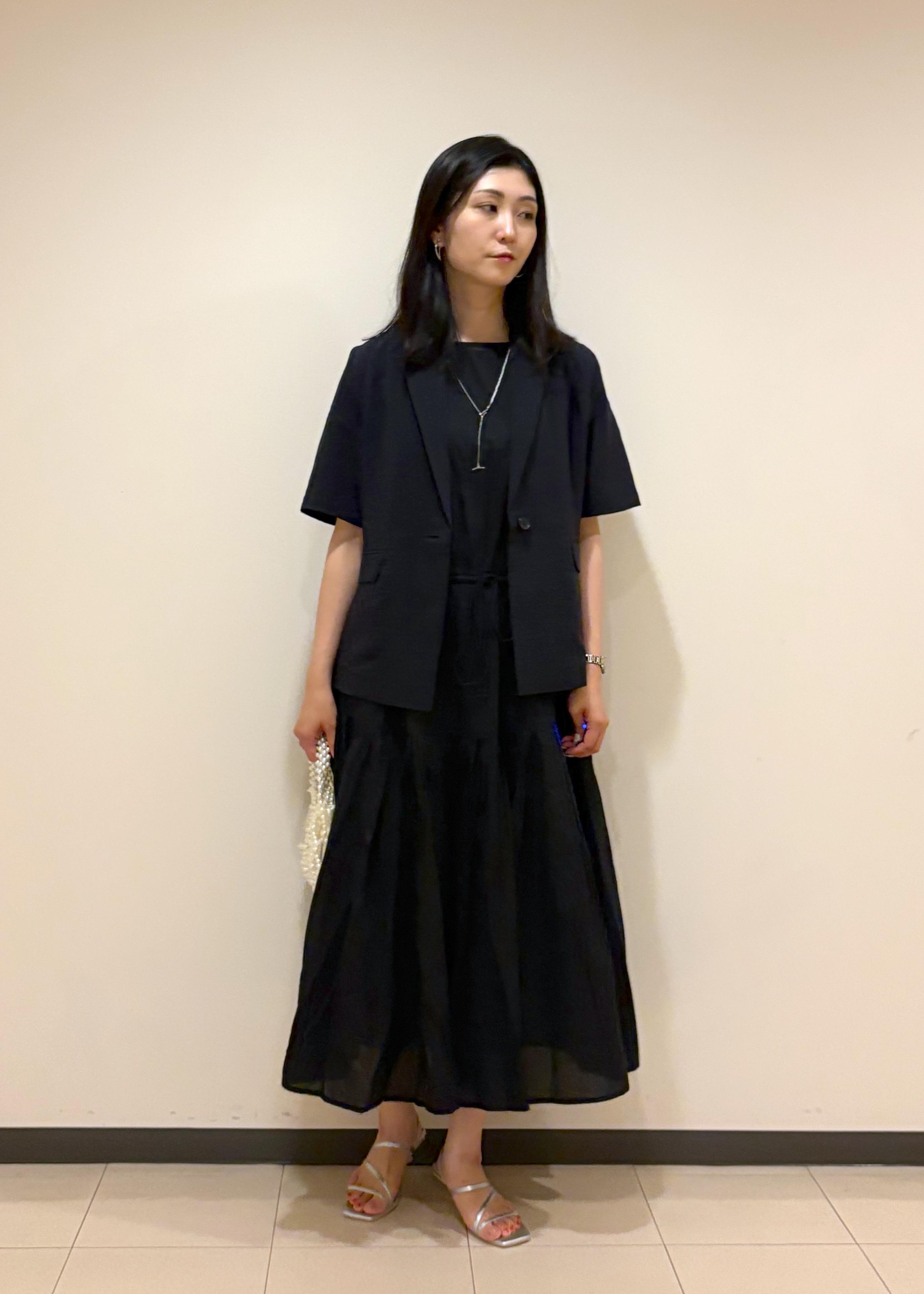 ROPE' PICNICのコットンボイルティアードワンピースを使ったコーディネートを紹介します。｜Rakuten Fashion(楽天ファッション／旧楽天ブランドアベニュー)6052958