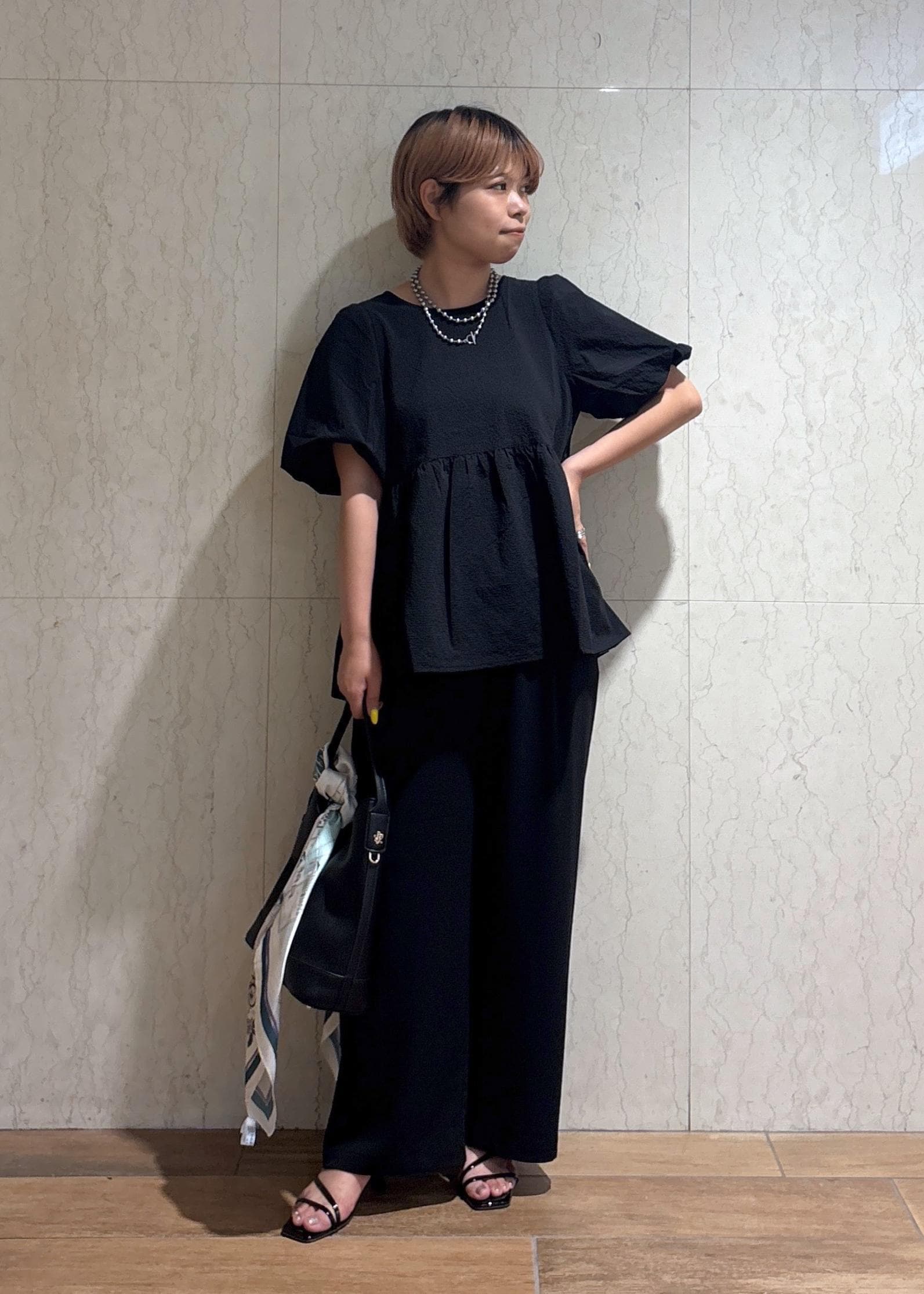 ROPE' PICNICのバルーンペプラムブラウスを使ったコーディネートを紹介します。｜Rakuten Fashion(楽天ファッション／旧楽天ブランドアベニュー)6052966