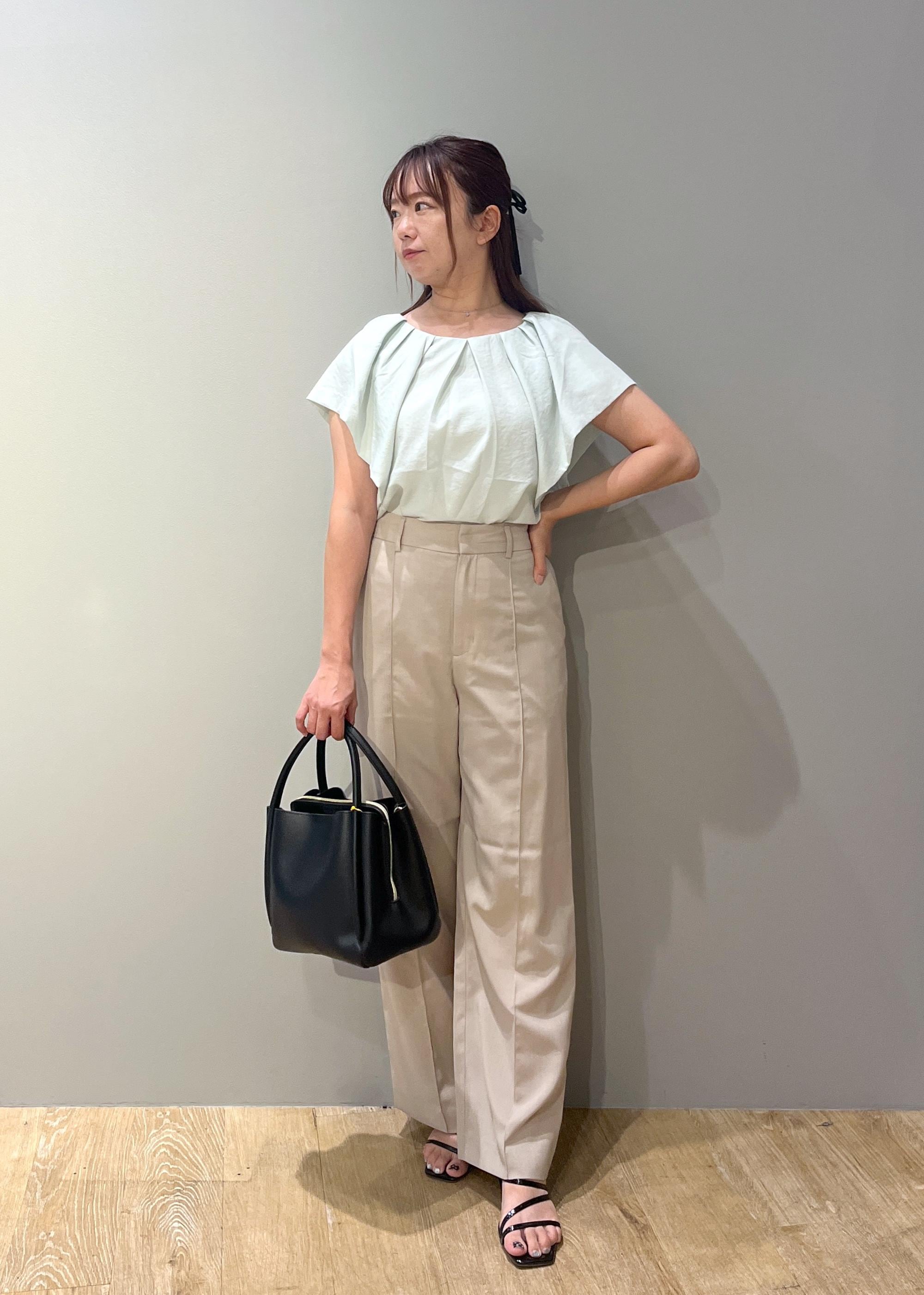 ROPE' PICNICのラッフルスリーブブラウス/通勤対応を使ったコーディネートを紹介します。｜Rakuten Fashion(楽天ファッション／旧楽天ブランドアベニュー)6052967