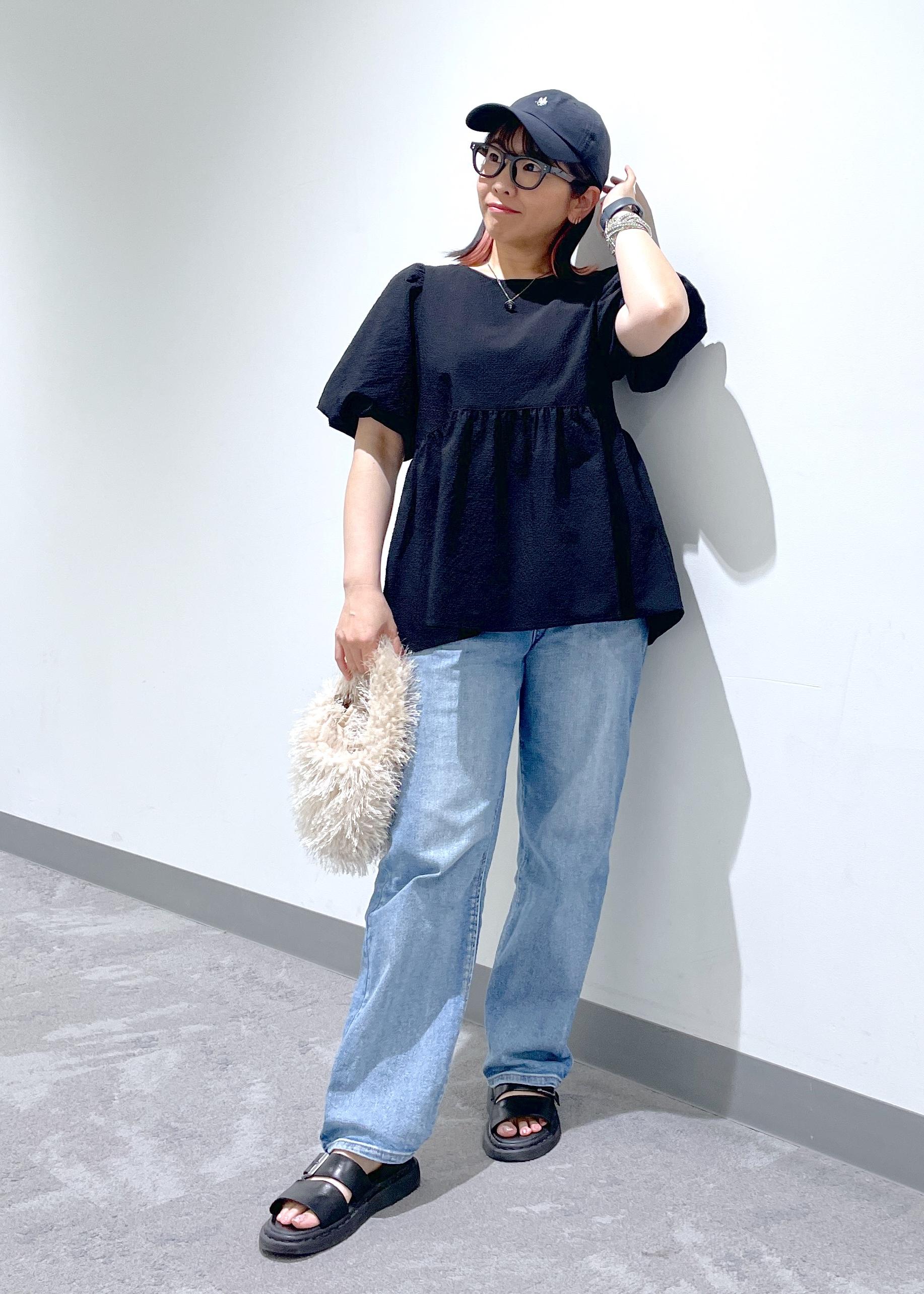 ROPE' PICNICのバルーンペプラムブラウスを使ったコーディネートを紹介します。｜Rakuten Fashion(楽天ファッション／旧楽天ブランドアベニュー)6052985