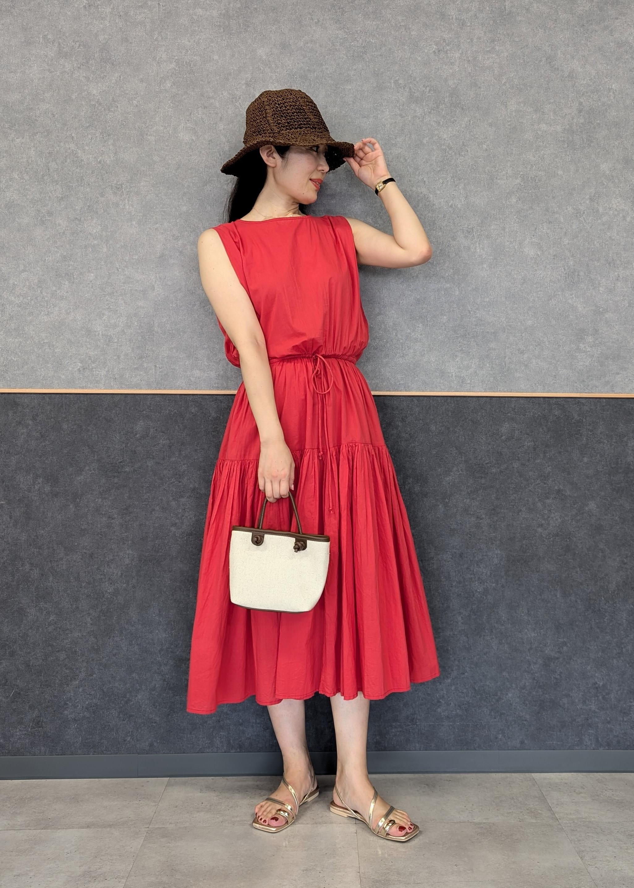 ROPE' PICNICのコットンボイルティアードワンピースを使ったコーディネートを紹介します。｜Rakuten Fashion(楽天ファッション／旧楽天ブランドアベニュー)6053425