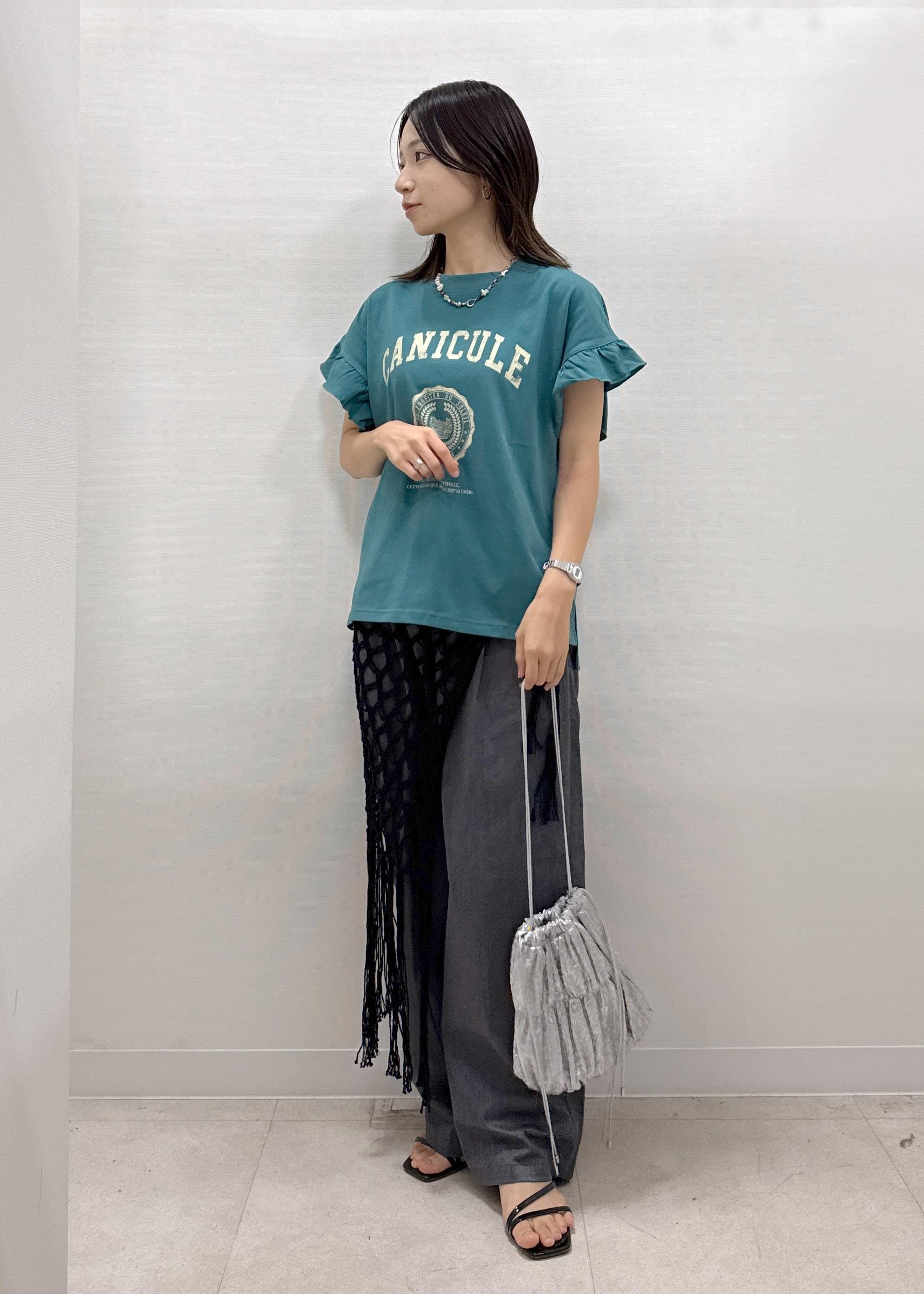 ROPE' PICNICの袖フリルカレッジロゴTシャツを使ったコーディネートを紹介します。｜Rakuten Fashion(楽天ファッション／旧楽天ブランドアベニュー)6053428