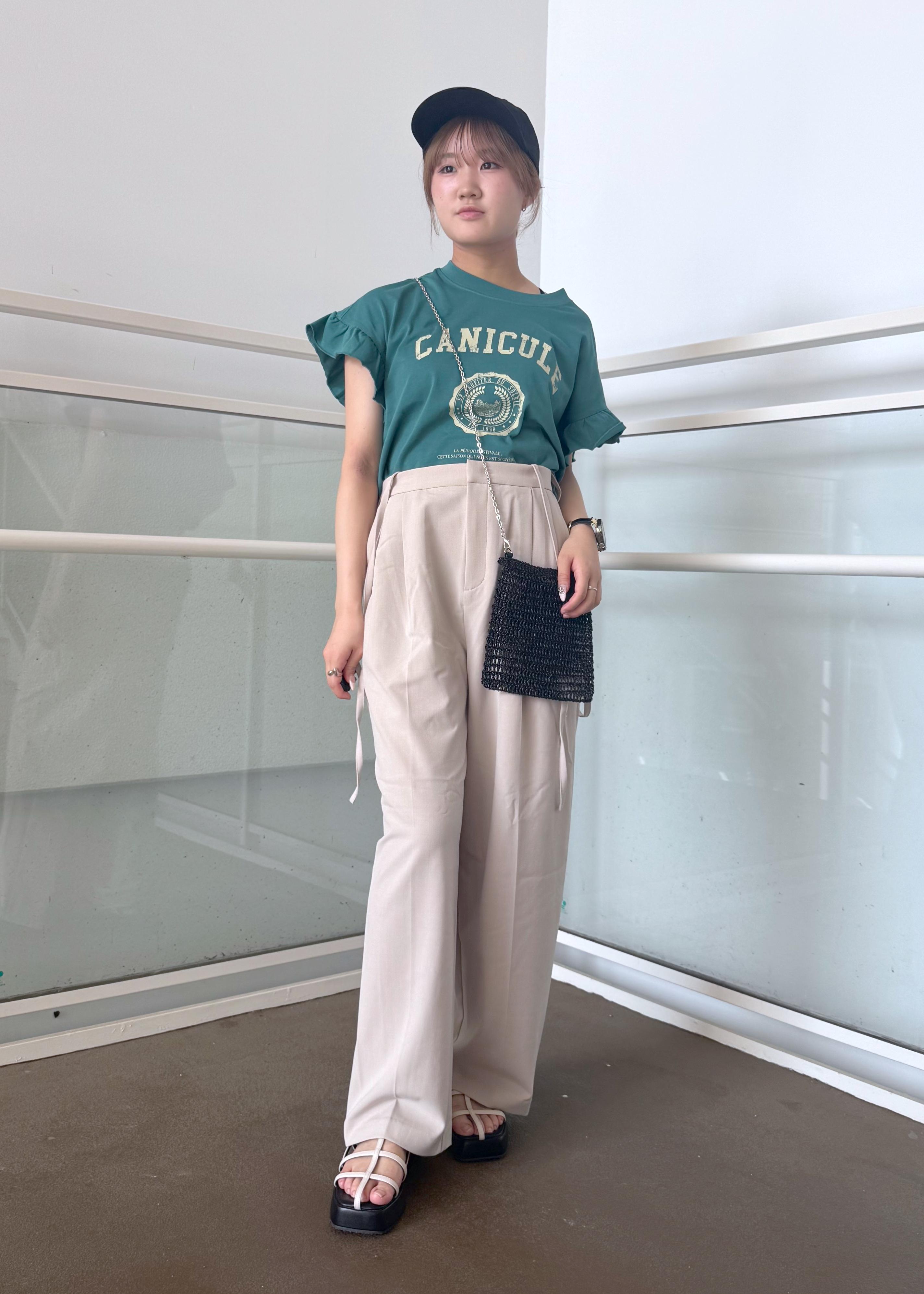 ROPE' PICNICの袖フリルカレッジロゴTシャツを使ったコーディネートを紹介します。｜Rakuten Fashion(楽天ファッション／旧楽天ブランドアベニュー)6117123