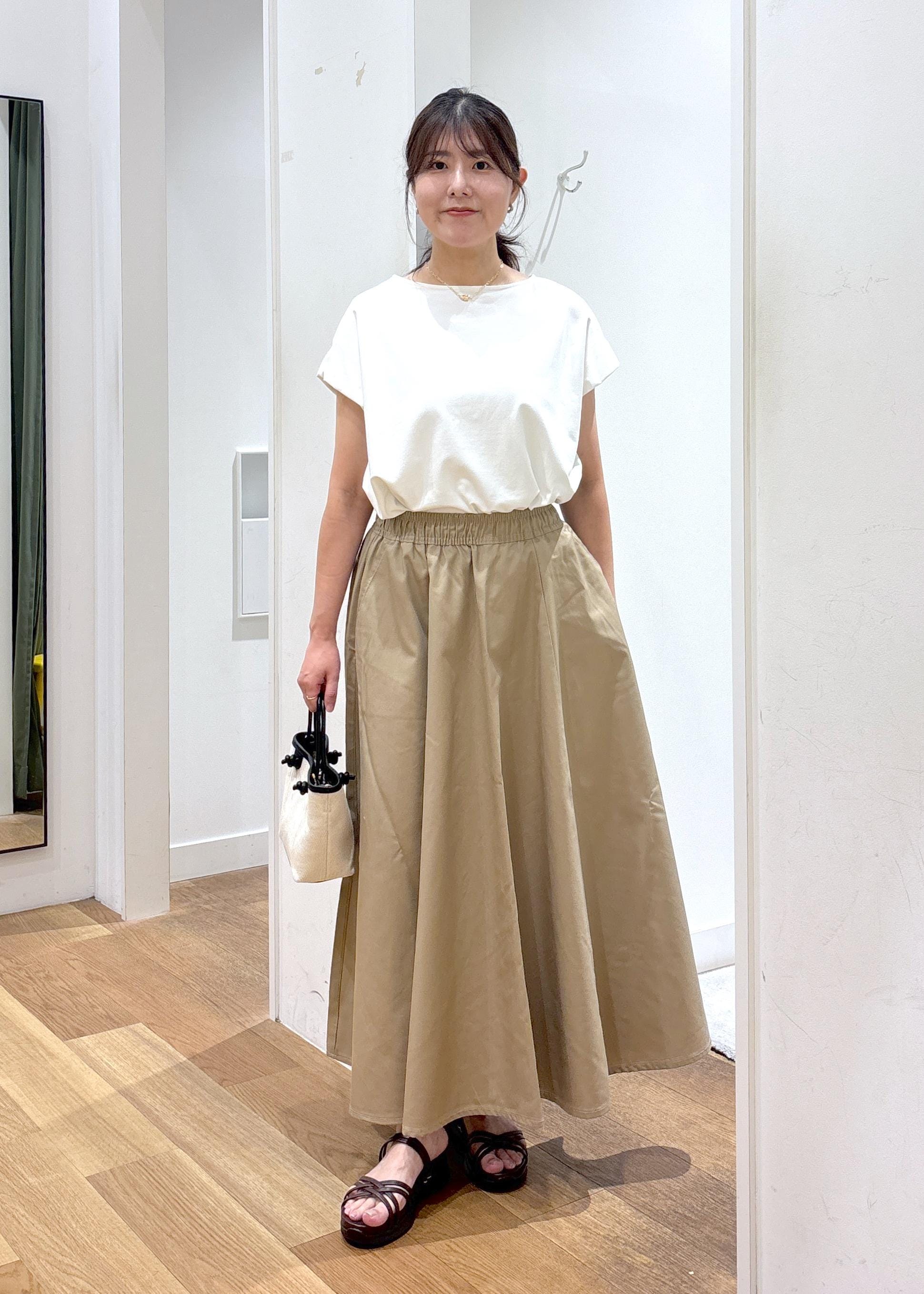 ROPE' PICNICのマルチファンクション二の腕すっきり見えカットトップスを使ったコーディネートを紹介します。｜Rakuten Fashion(楽天ファッション／旧楽天ブランドアベニュー)6117100