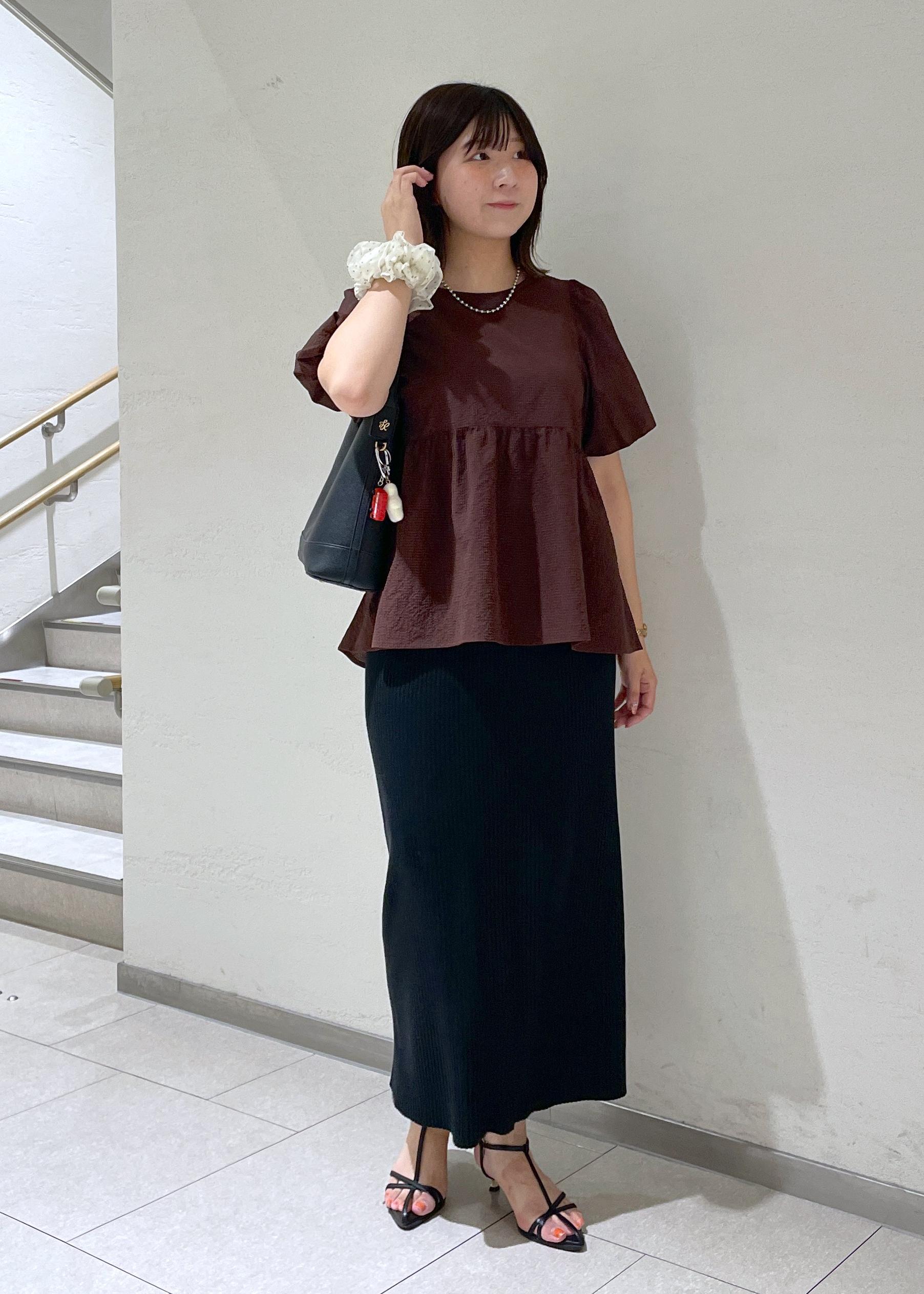 ROPE' PICNICのバルーンペプラムブラウスを使ったコーディネートを紹介します。｜Rakuten Fashion(楽天ファッション／旧楽天ブランドアベニュー)6117168