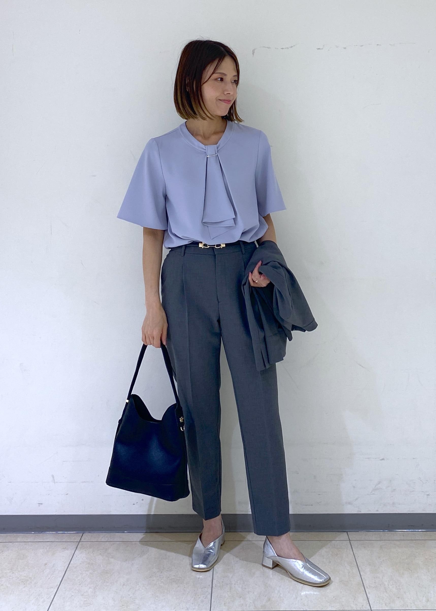 ROPE' PICNICのメタルパーツフロントフリルタイブラウス/通勤対応を使ったコーディネートを紹介します。｜Rakuten Fashion(楽天ファッション／旧楽天ブランドアベニュー)6117188