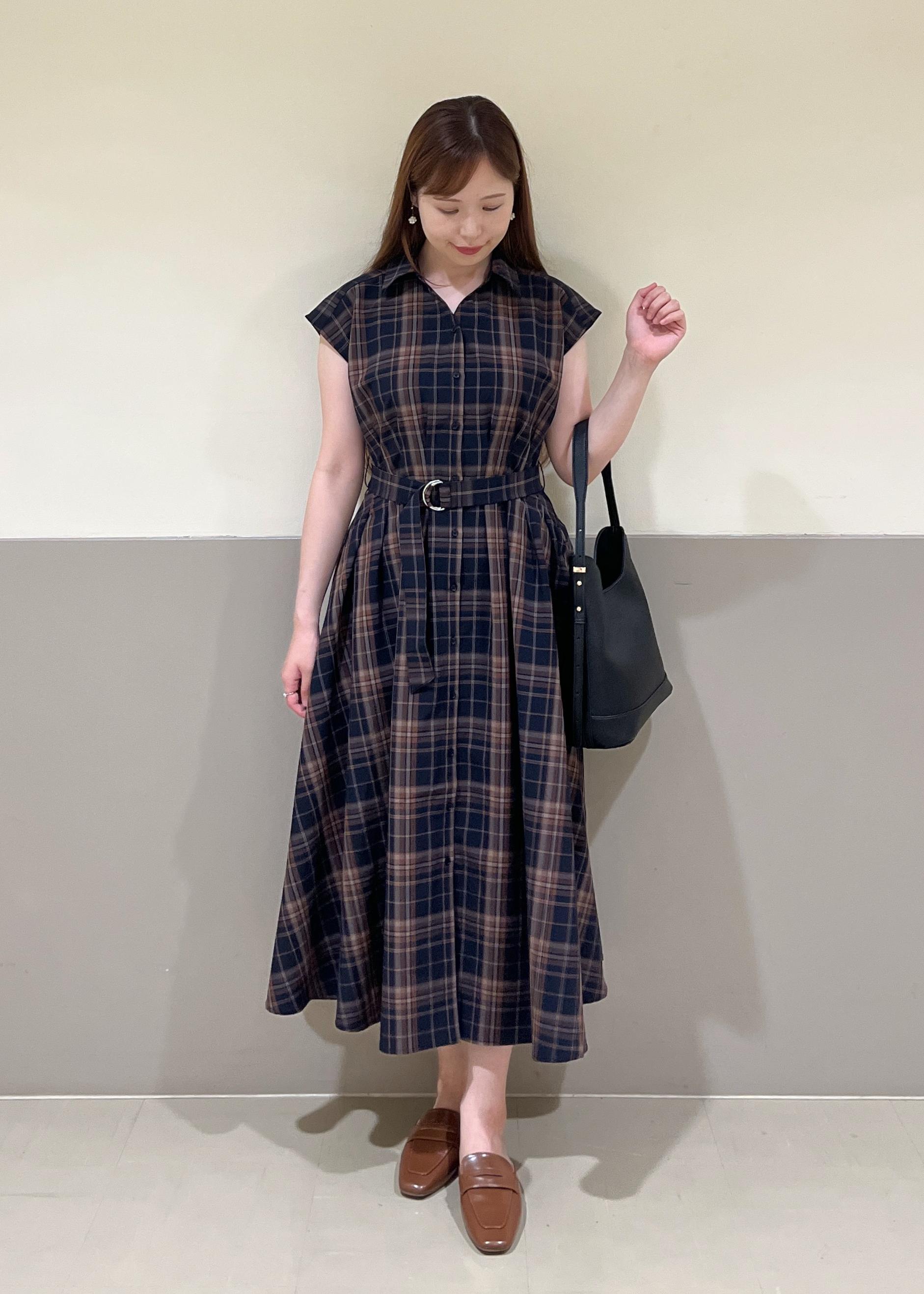 ROPE' PICNICのウエストタックチェックアソートワンピースを使ったコーディネートを紹介します。｜Rakuten Fashion(楽天ファッション／旧楽天ブランドアベニュー)6117132