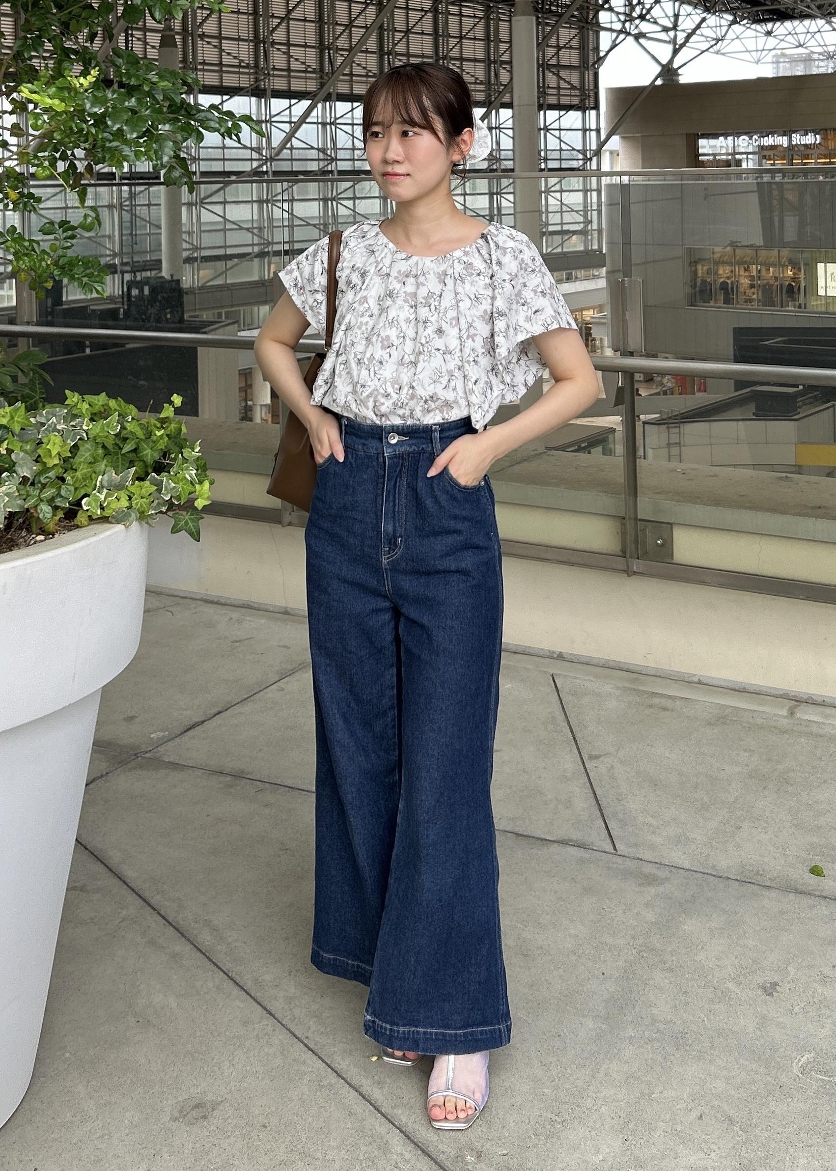 ROPE' PICNICのラッフルスリーブブラウス/通勤対応を使ったコーディネートを紹介します。｜Rakuten Fashion(楽天ファッション／旧楽天ブランドアベニュー)6117215