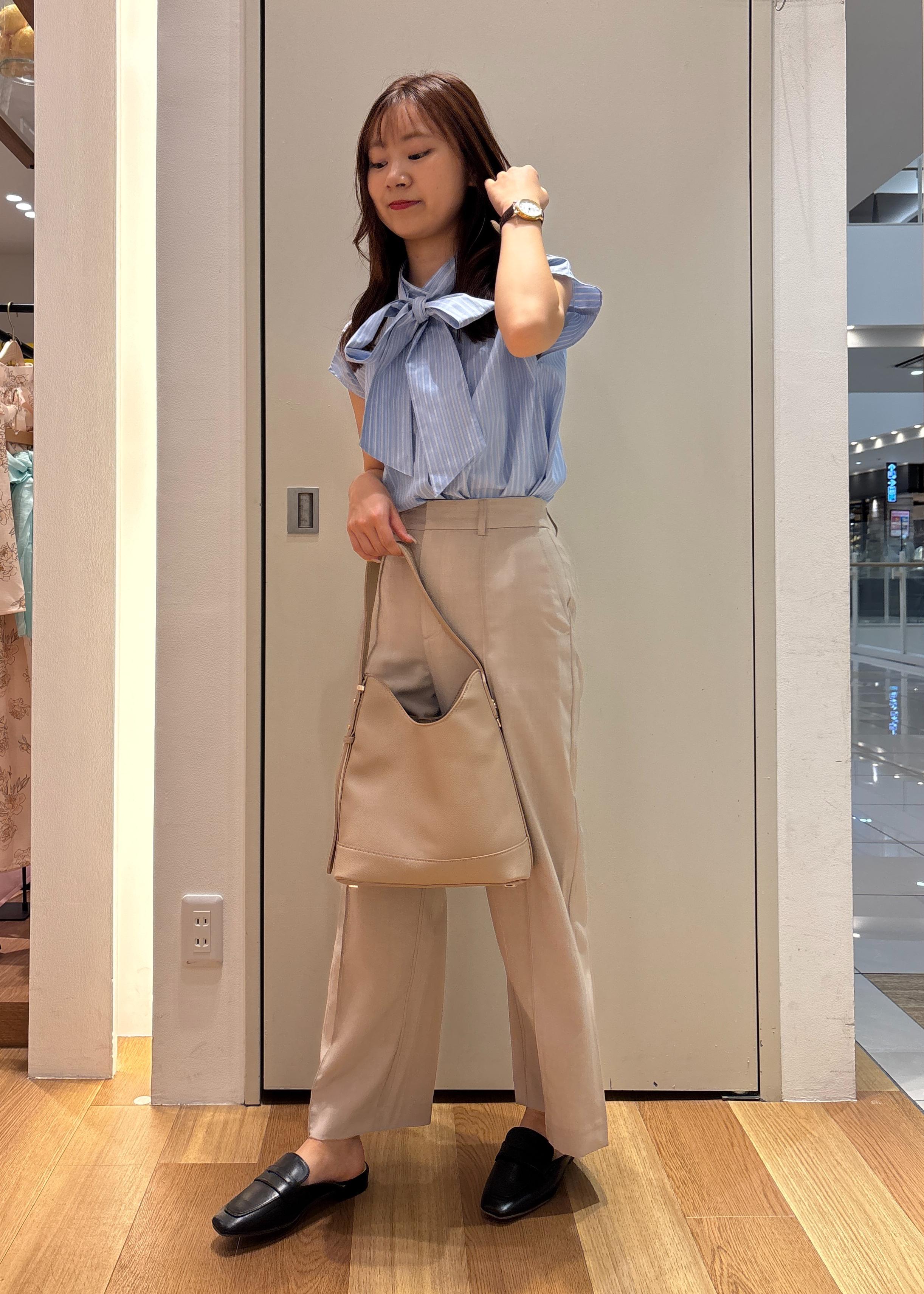 ROPE' PICNICの【防シワ】リボンフレンチスリーブシャツを使ったコーディネートを紹介します。｜Rakuten Fashion(楽天ファッション／旧楽天ブランドアベニュー)6117235