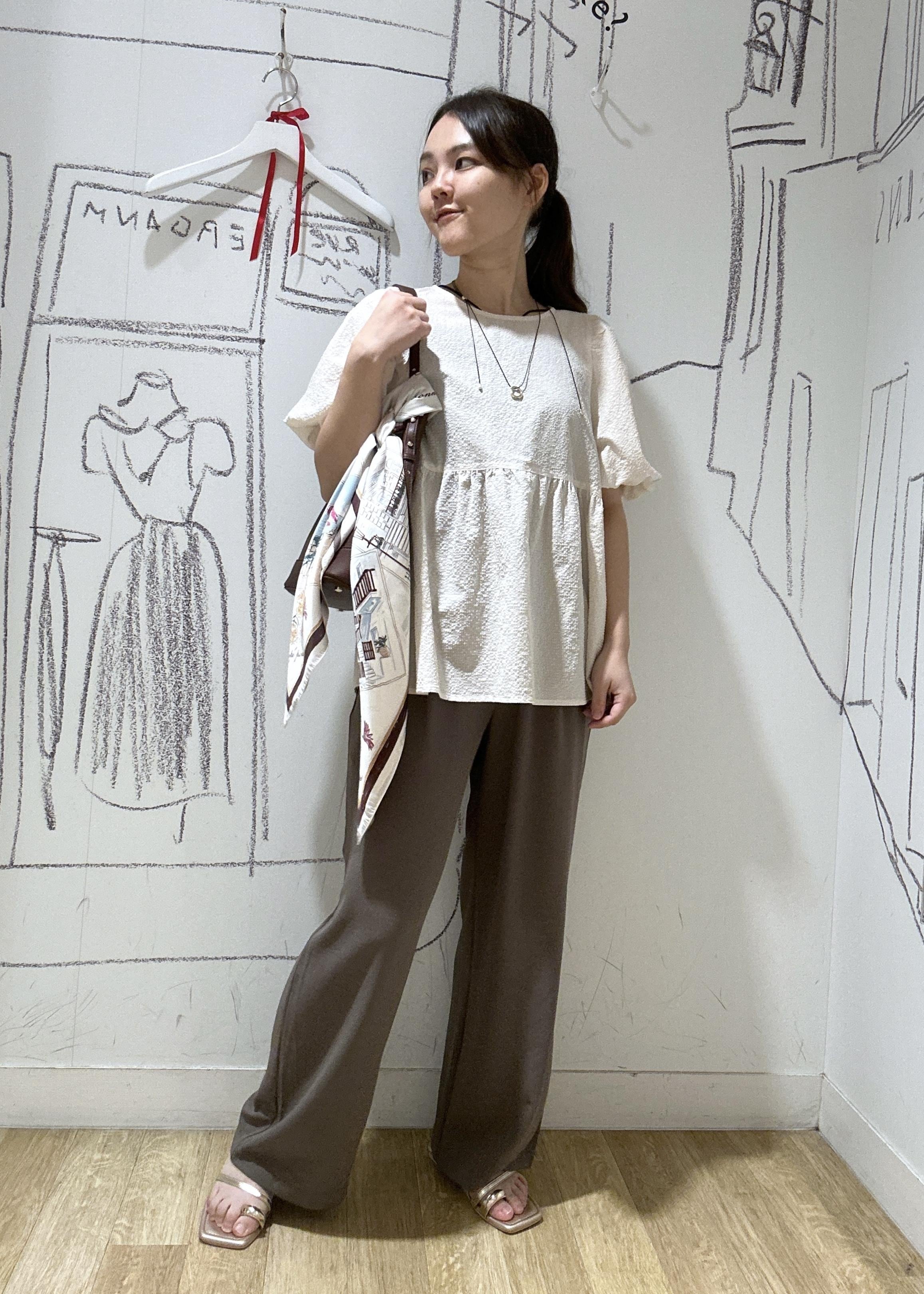 ROPE' PICNICのバルーンペプラムブラウスを使ったコーディネートを紹介します。｜Rakuten Fashion(楽天ファッション／旧楽天ブランドアベニュー)6117264