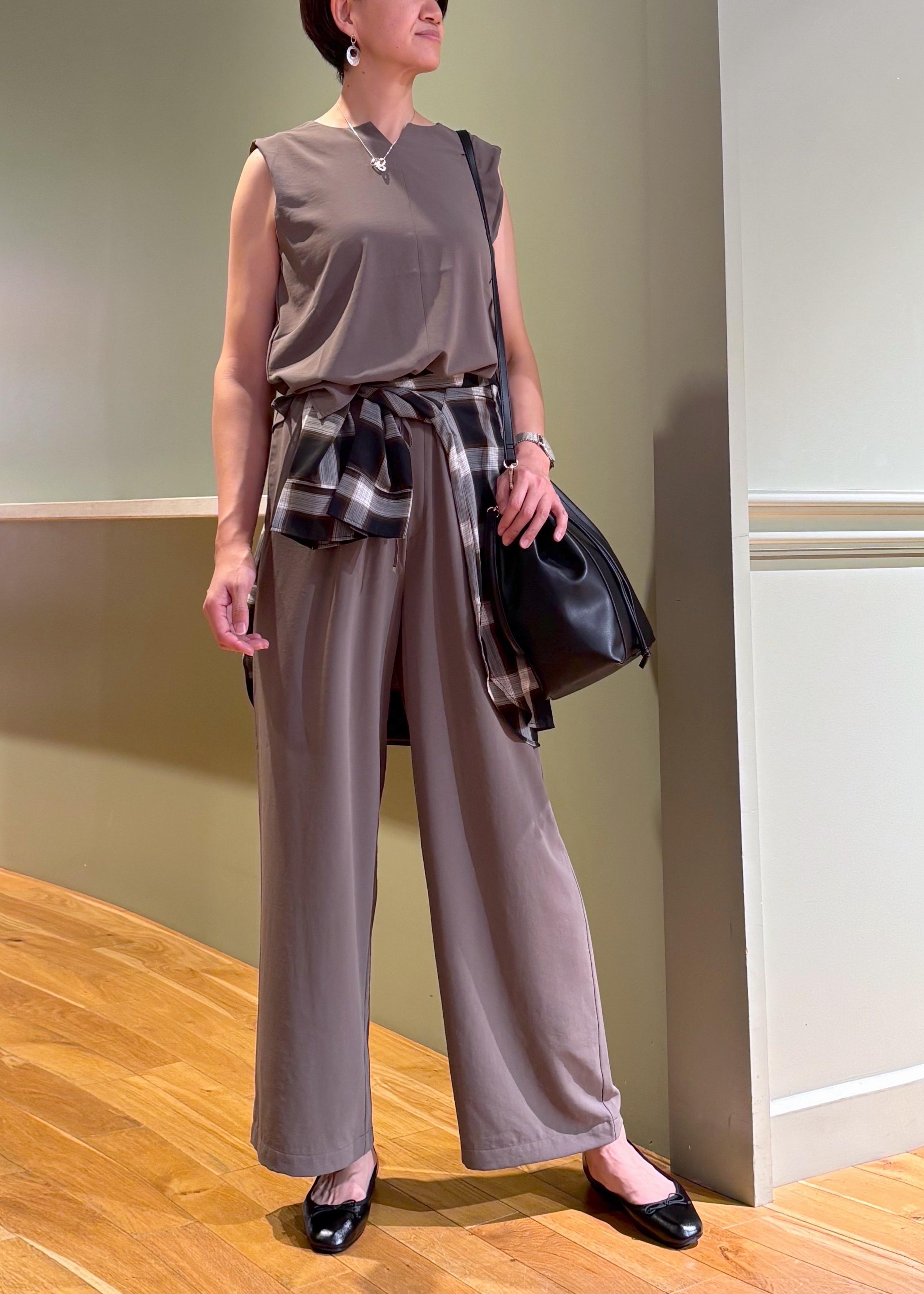 ROPE' PICNICのジョーゼット肩タックブラウス/セットアップ対応を使ったコーディネートを紹介します。｜Rakuten Fashion(楽天ファッション／旧楽天ブランドアベニュー)6117275