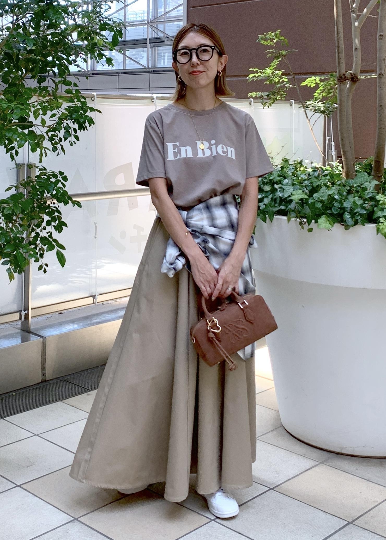 ROPE' PICNICの【UVカット・接触冷感・汗染み加工】フロッキーロゴTシャツを使ったコーディネートを紹介します。｜Rakuten Fashion(楽天ファッション／旧楽天ブランドアベニュー)6117305